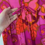 Lilia Honolulu bright floral print neon flowers v Photo 4