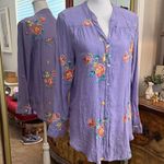 Fig and Flower Lavender Floral Button Photo 0