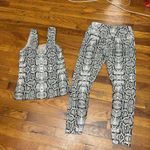 Varley  set snakeskin cream and black color Photo 4