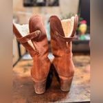 UGG  Lynnea Size 9 Shearling Studded Brown Leather Heel Boots Photo 9