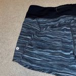 Lululemon  Run Times Short Size 10 Black White Gray Stripe LW7B36S Lined Photo 4