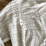 Abercrombie & Fitch  taupe pullover cable knit sweater Photo 2