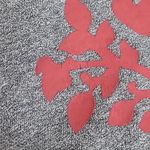 Roots  IS CANADA THICK KNIT GRAY WITH RED STRIPE GRAPHIC HOODIE LARGE Photo 4