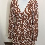 Very J V ery j brown and white sheer long sleeve mini dress size small Photo 0