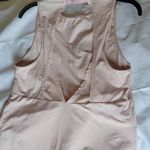 Nike  Women's Cream leeveless Top Size M Photo 3