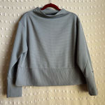Nike  Women’s Funnel Neck Fleece Ribbed Cropped Sweater Sz L‎ Grey Photo 0