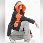 VDR VIADELLEROSE HALF ZIP JACKET SIZE LARGE Orange Photo 2