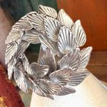 Silver Tone vintage Leaf Wreath Brooch Pin Layered Leaves Photo 1