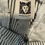Anne Klein  Black and White Striped Garment Photo 2