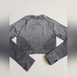 Gymshark  Cropped Athletic Sports Top Photo 7