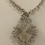 Old English monogram necklace letter e Photo 3