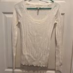 Old Navy Women's Cream Knit Long Sleeve Top Scoop Neck Sweater Medium Photo 0