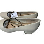 Liz Claiborne Liz Claiborne Cream Low Block Heel Square Toe Pumps Classic Office Shoes Size 7 Photo 2