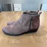 Arizona Jeans Arizona ankle boots faux suede women’s size 9 Photo 1