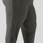 Athleta NWT Brooklyn Ankle Pant/Jogger Featherweight Fabric Olive Green- Size 18 Photo 0