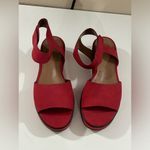 Naturalizer NWT Nauralizer Camry Red Faux Nubuck Platform Ankle Strap Non-Slip Sandals 10 Photo 3