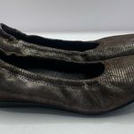 Donald J Pliner Shoes Women 5.5M Seana flats Brown Reptile Embossed Italy Size 5.5 Photo 2