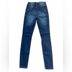 SO NWOT   Ultimate High Rise Ankle Jegging distressed look Photo 1