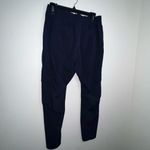 Athleta  Chelsea Cargo Pant size 10 Photo 3