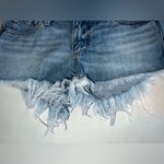 Lucky Brand - The Cut Off Jean Distressed Raw Hem Shorts size 2/26 Photo 1