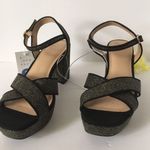 Black/Gold Heels, Size 8 Black Photo 2