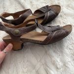Taos Teezer Leather T Strap Heeled Sandals Women's US 9 EU 40 Brown Comfort Photo 2