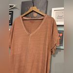 Ascot + Hart V Neck T Photo 2