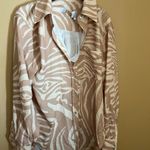 L'Academie L’academie small animal print button down Photo 3