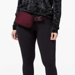 Lululemon  Warm Down Crew *Crushed Velvet
Black Photo 0