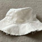 Amazon Cream Bucket Hat Photo 1