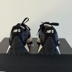 New Balance Figs 327 in Black, Size 8.5 Photo 3