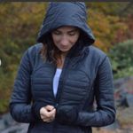 Lululemon FIRST MILE Black Quilted Hooded Jacket Size 6 Photo 11