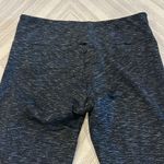 Onzie  Women’s Black & White Weave Cropped Leggings - Size S/M Photo 4