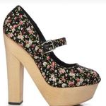 CeCe Y2K  Lamour wood heels chunky ditzy floral Photo 0