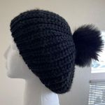 Black PomPom Beanie Beret Photo 0