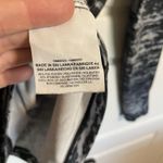 Nike  Dri-FIT Half Zip Pullover Top Gray Black‎ Abstract Athletic Activewear Med Photo 3