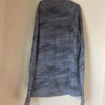 Under Armour womens full zip  camo jacket Photo 2