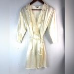 Jones New York  XS/S Satin n Lace Ivory Belted Luxury Robe Photo 7