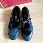 Vans  MARY JANE HEARTS BLACK RED VN000CRR458 Women Size 9.5 US Photo 1