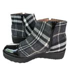 Eric Michael  Gray Tartan Plaid Ankle Boots Patent Leather Cap Toe Side‎ Zip, 6.5 Photo 4