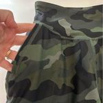 Old Navy Green Camouflage Powersoft High Rise Joggers Size Small Photo 3
