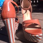 Pour La Victoire Italian Made Leather Soled Platform Wedges Size 6 Photo 4