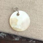Vintage Mother of Pearl Pendant Photo 0