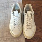 VEJA  Women’s White Campo Sneaker Photo 1