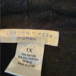 London Times  black cropped cardigan size 1x Photo 2