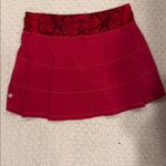 Lululemon 6 Stylish Red Women's Skirt with short Photo 4