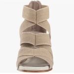 Donald J Pliner LELLE Photo 1