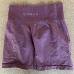 NVGTN Violet Pro Seamless Shorts Photo 3
