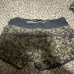 Lululemon Camo  shorts Photo 2