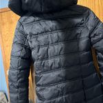 Nautica Size small, good used condition puffer jacket with hood size small Photo 3